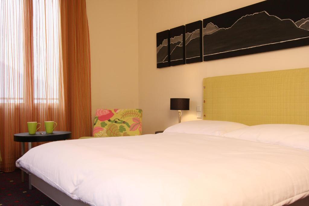 Seehotel Gotthard Weggis Exterior foto