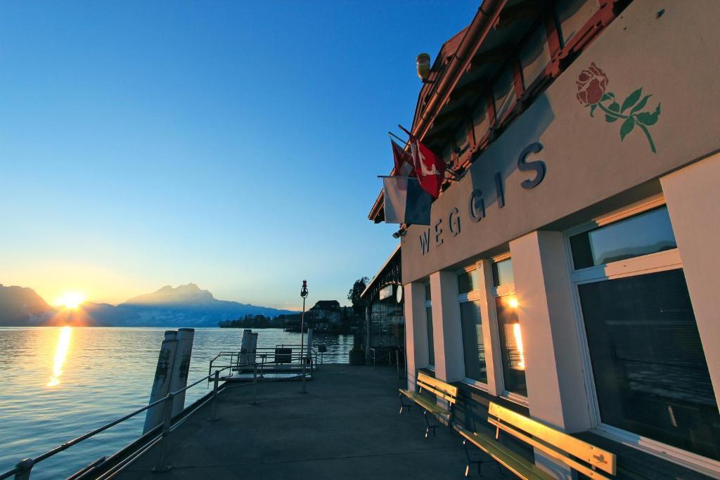 Seehotel Gotthard Weggis Exterior foto